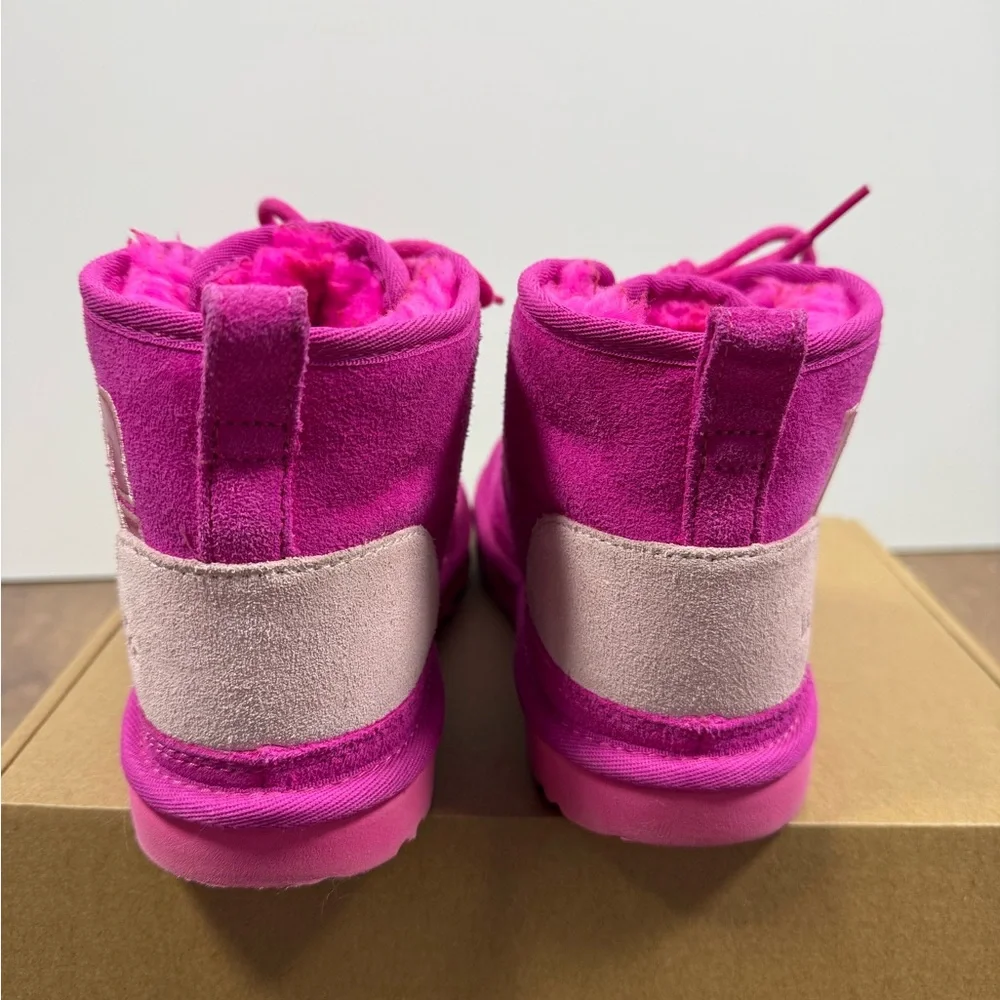 UGG‎ Fuchsia Lace-Up Boots